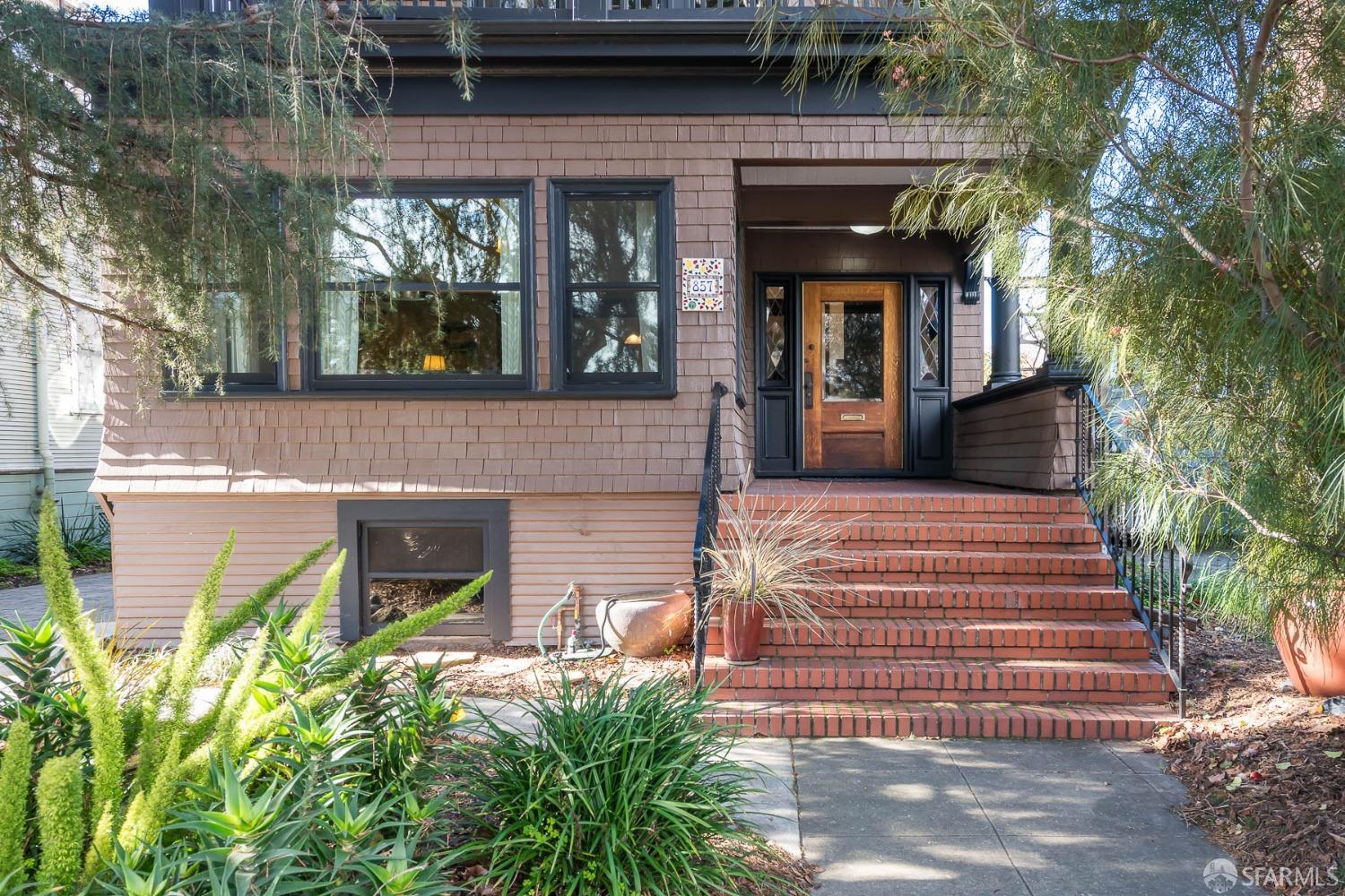 857 Laurel Street Alameda, CA 94501 - Photo 4 of 30