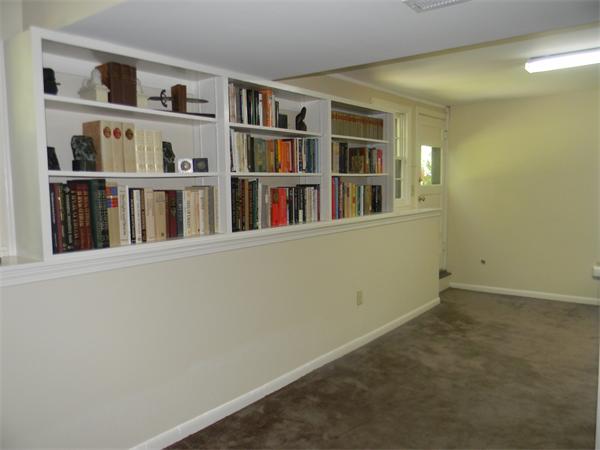 8 Court Road Westford, MA 01886 - Photo 14 of 30 Gallery Image 14