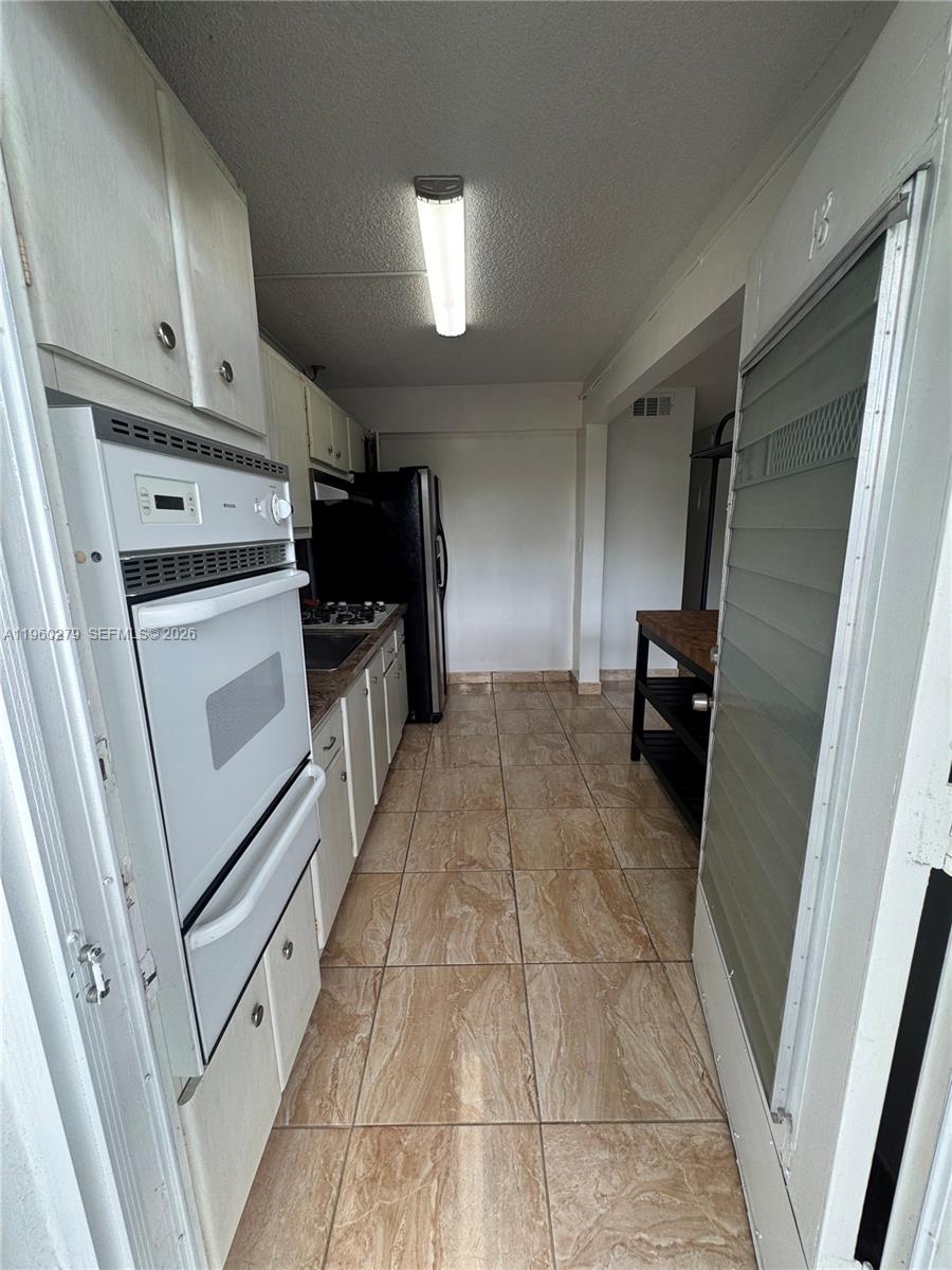 20337 Northeast 2nd Avenue, Unit 18 Miami, FL 33179 - Photo 7 of 21