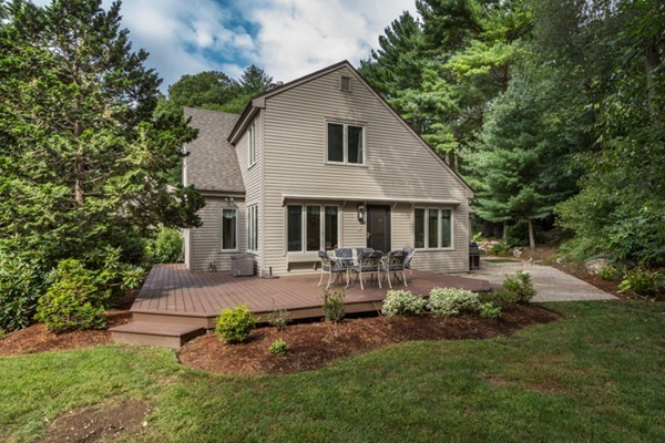 327 Edgemere Road Lynnfield, MA 01940 - Photo 30 of 30 Gallery Image 30