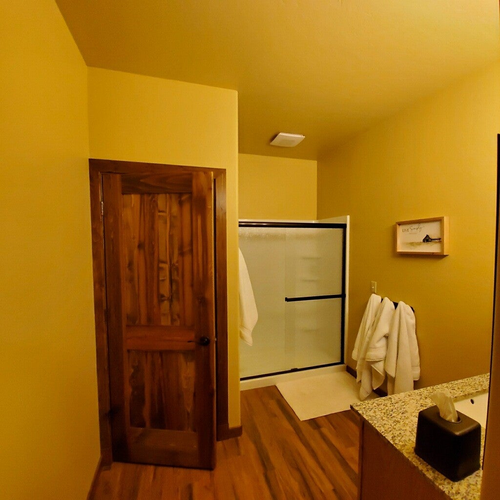 940 McCaffery Road Bigfork, MT 59911 - Photo 65 of 70 Guest Cabin Interior