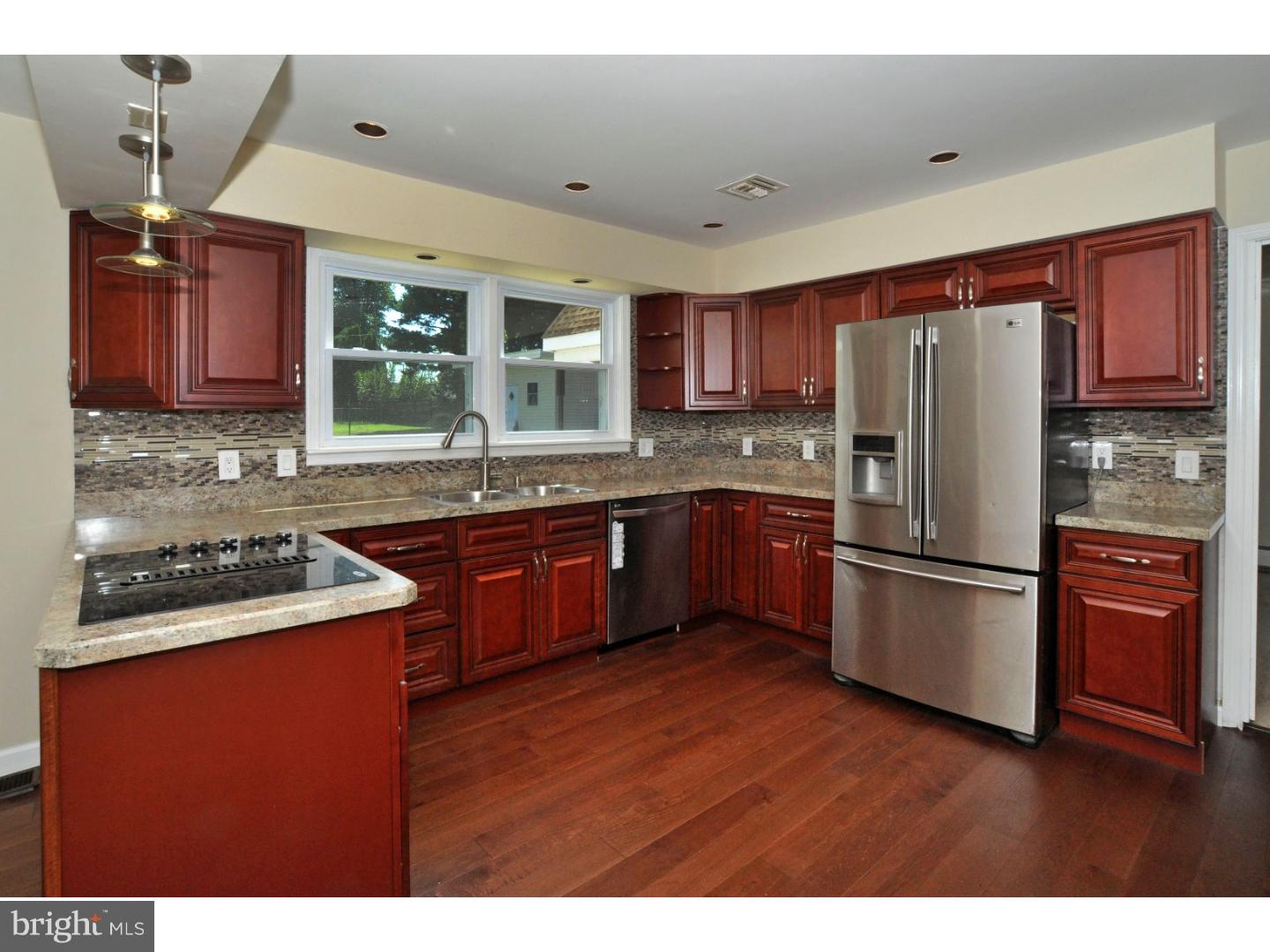 2329 High Road Huntingdon Valley, PA 19006 - Photo 8 of 25 Kitchen