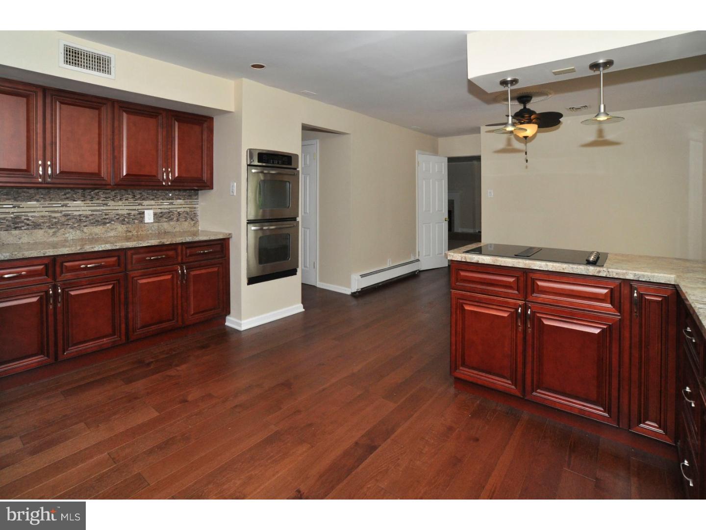 2329 High Road Huntingdon Valley, PA 19006 - Photo 10 of 25 Kitchen