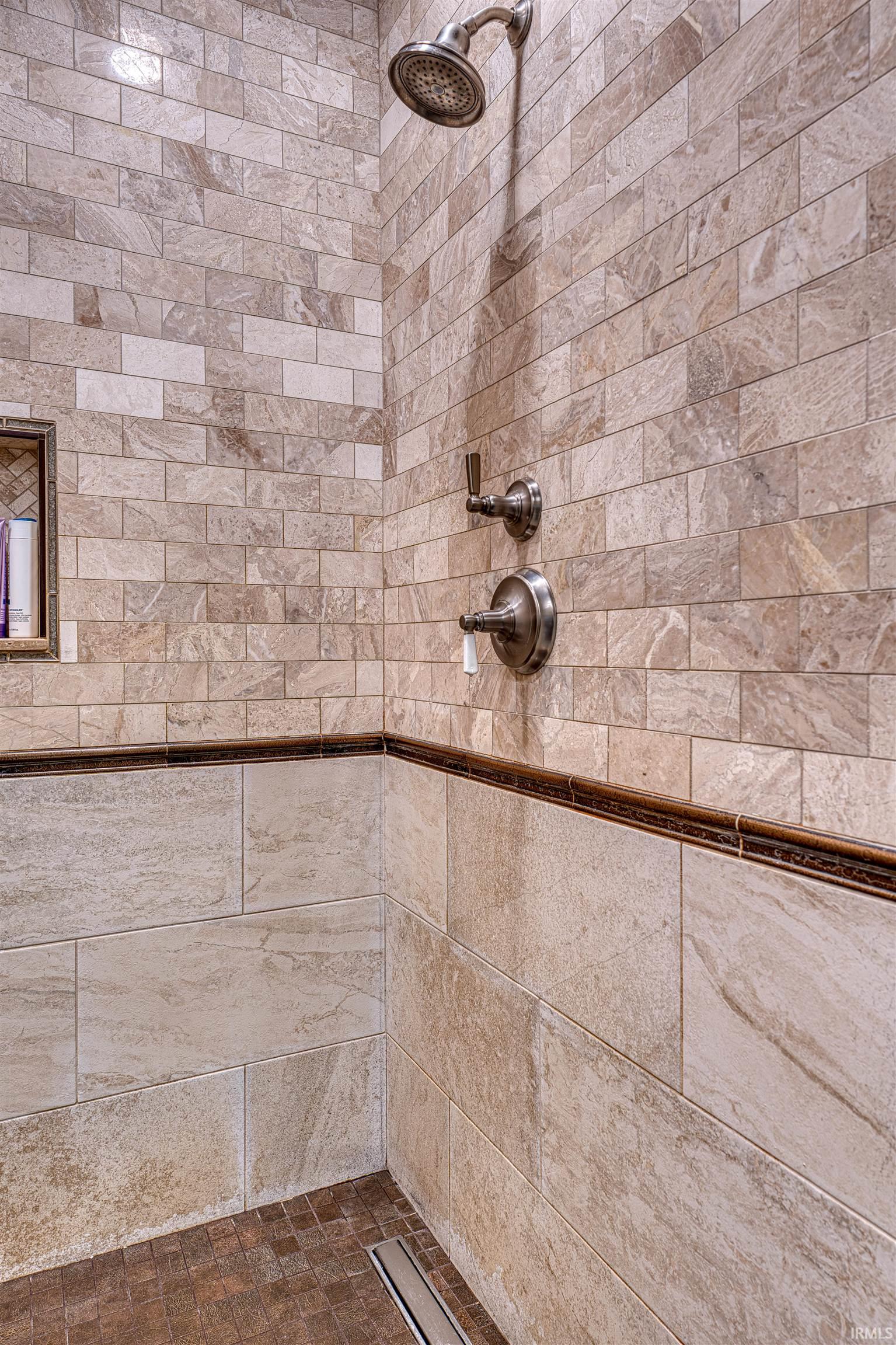 9049 Halston Circle Newburgh, IN 47630 - Photo 14 of 36