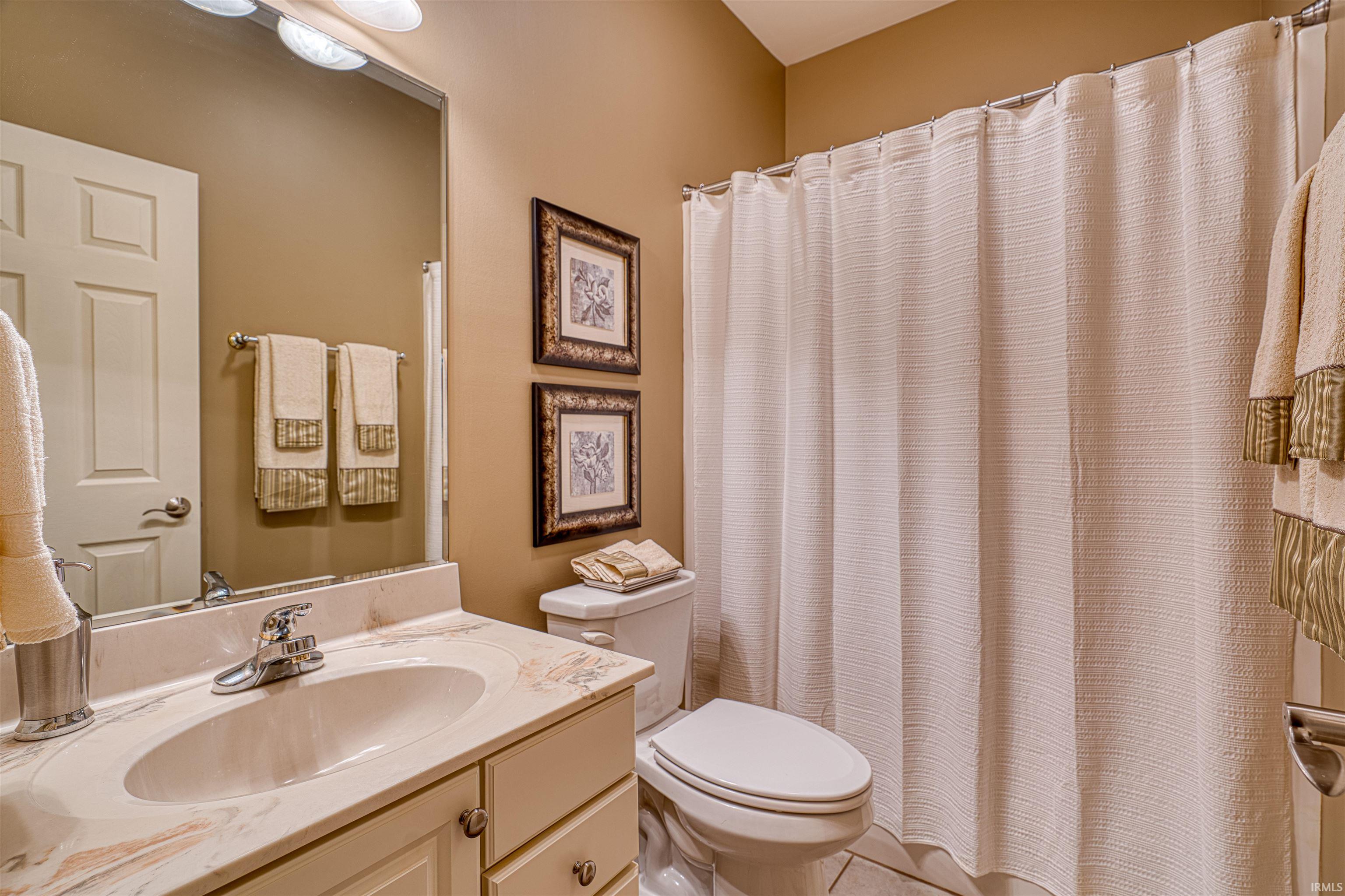 9049 Halston Circle Newburgh, IN 47630 - Photo 8 of 36