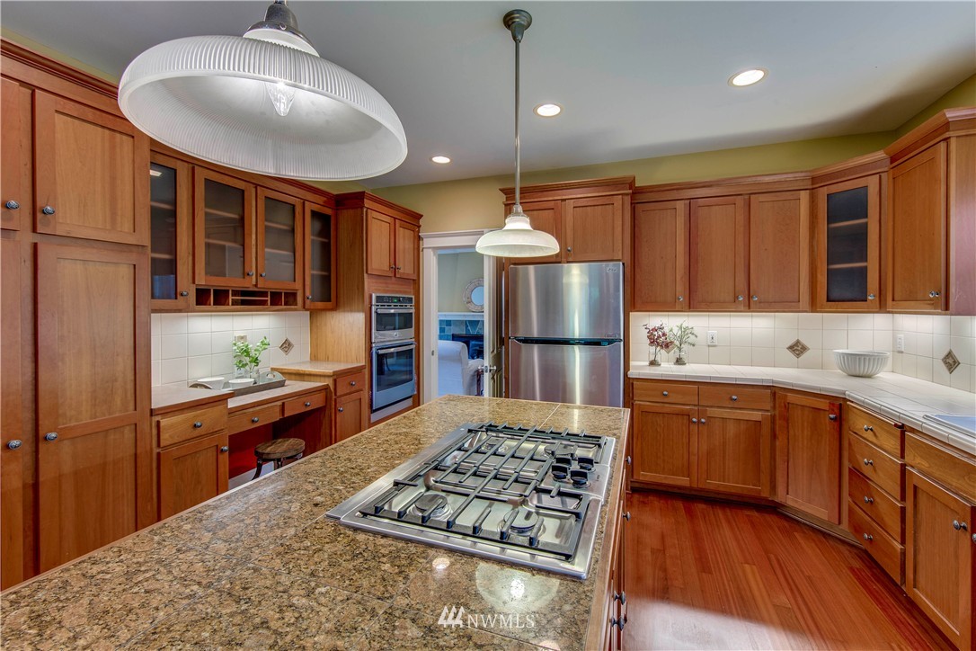 6859 Northeast Hidden Cove Road Bainbridge Island, WA 98110 - Photo 8 of 25
