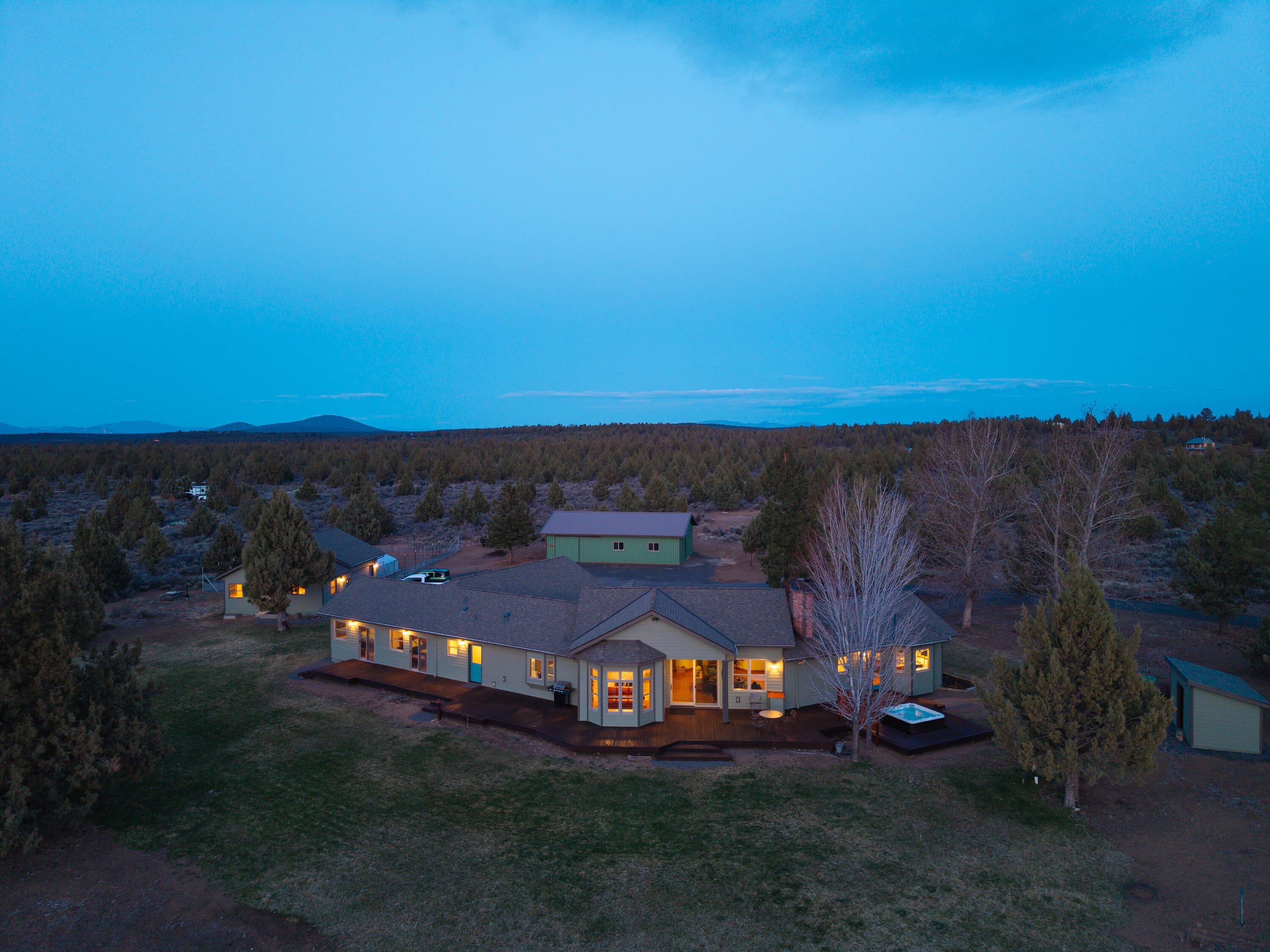 66360 Jericho Road Bend, OR 97703 - Photo 2 of 100 TPark__040325-22