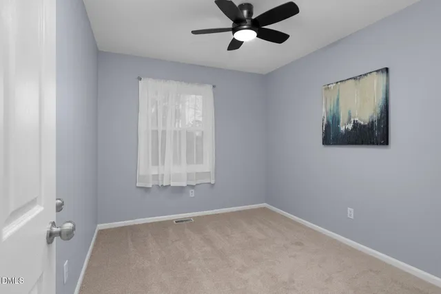 a view of empty room with window