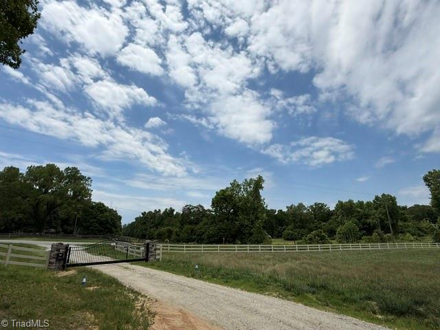 4675 Midway School Road Thomasville, NC 27360 - Photo 6 of 11