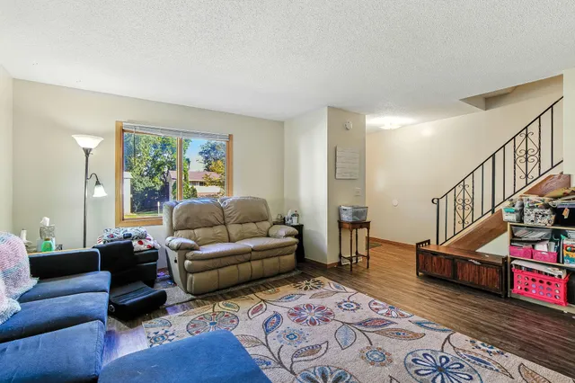 $475,000 | 508 Shadyside Circle, Hopkins, MN 55343