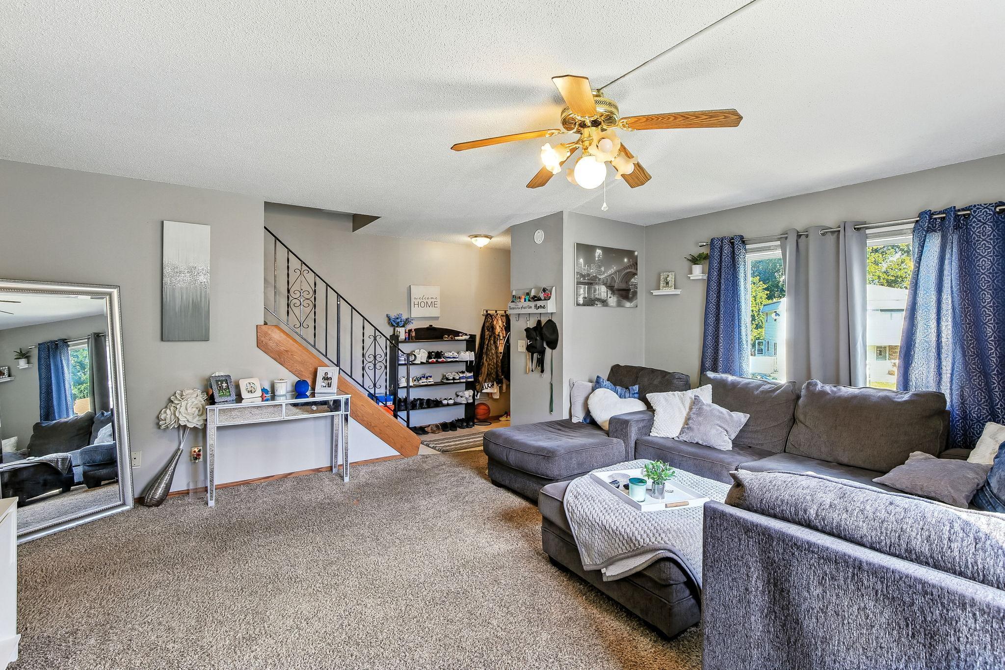 508 Shadyside Circle Hopkins, MN 55343 - Photo 4 of 41