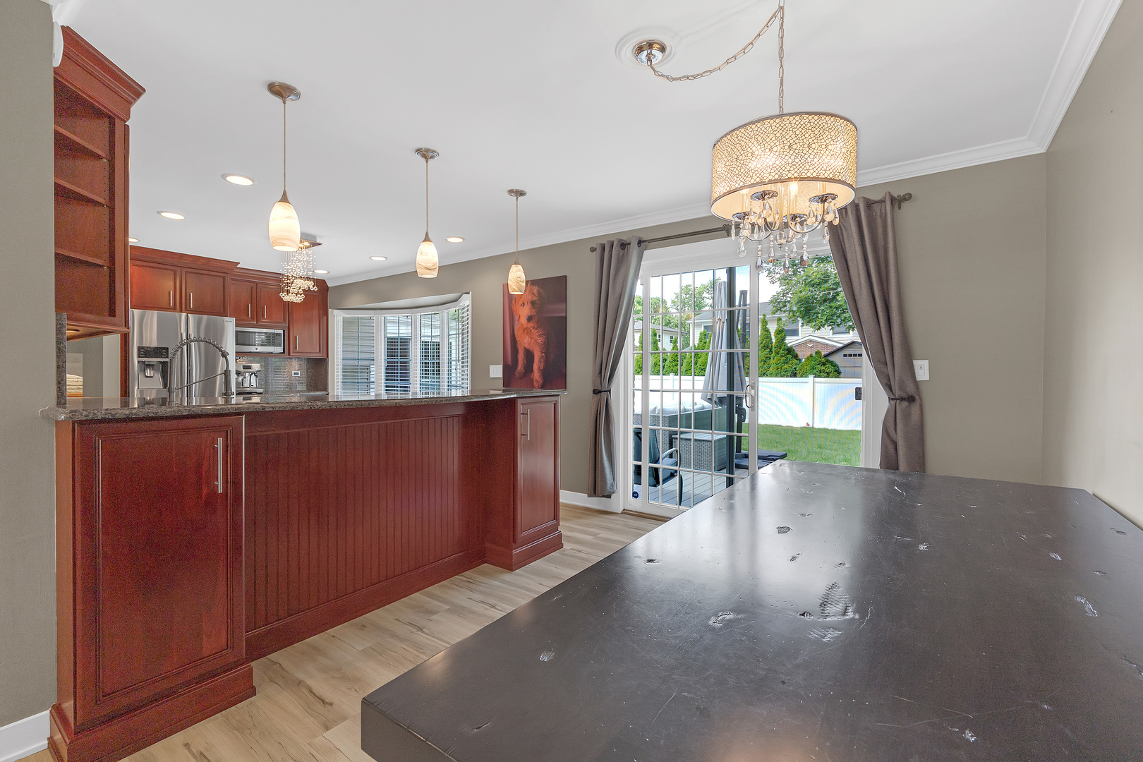 210 West Pickwick Road Arlington Heights, IL 60005 - Photo 8 of 35