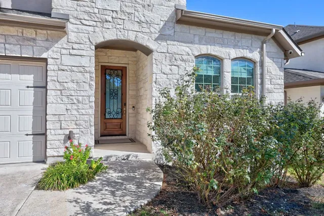 $650,000 | 5501 La Canada Way, Austin, TX 78738