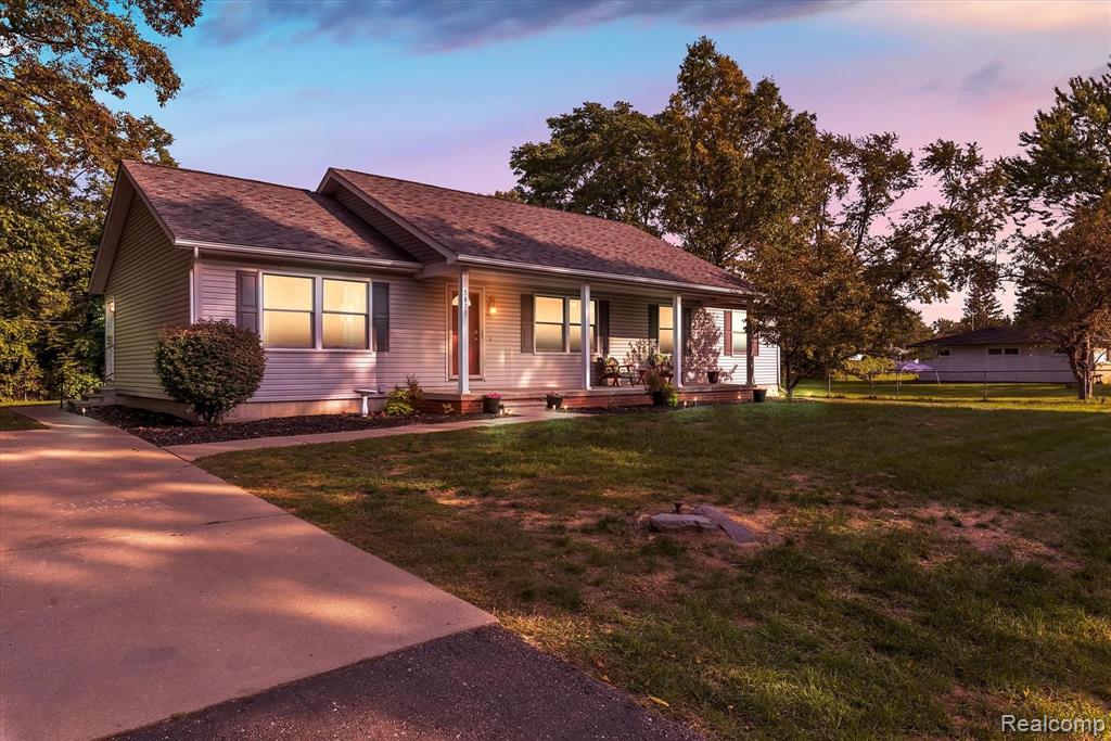 5871 Biddle Street Romulus, MI 48174 - Photo 2 of 34