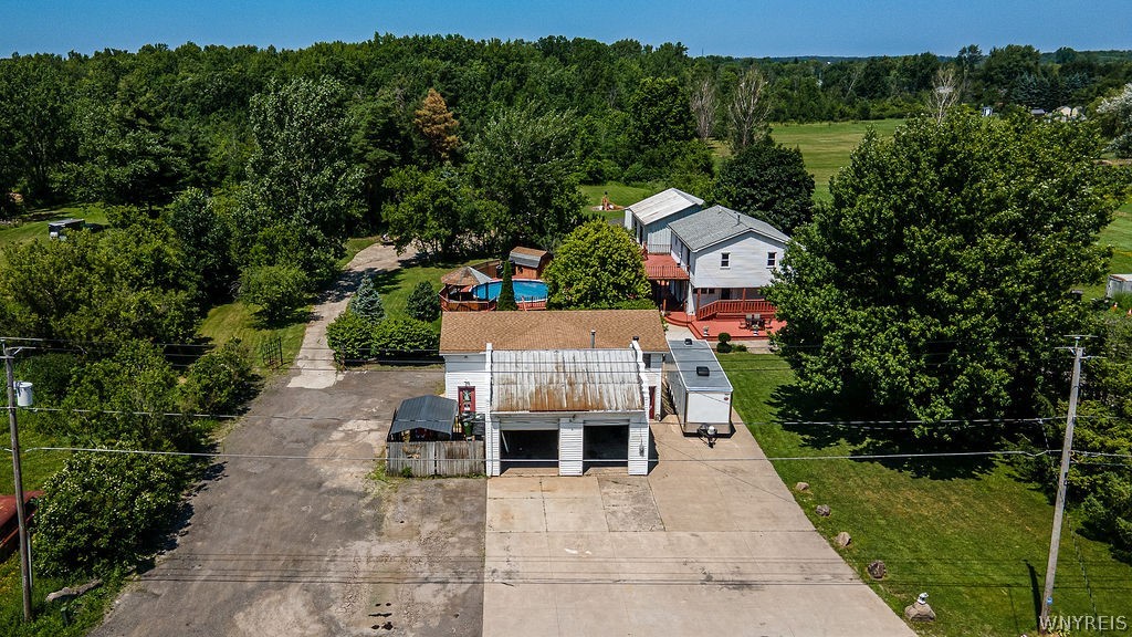 4015 Mapleton Road Wheatfield, NY 14120 - Photo 27 of 49