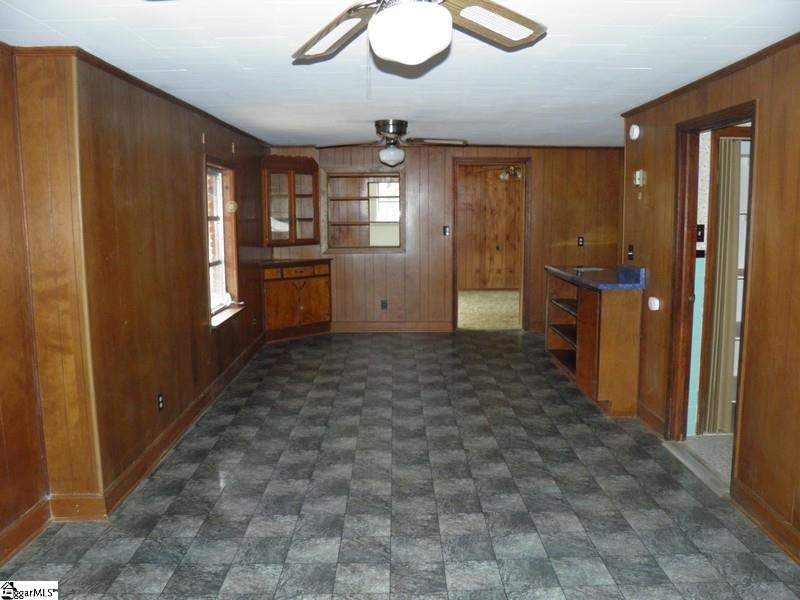 886 Brook Road Clinton, SC 29325 - Photo 8 of 14 Gallery Image 8