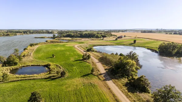 $99,900 | 42 Parkers Prairie, Parkers Prairie, MN 56361