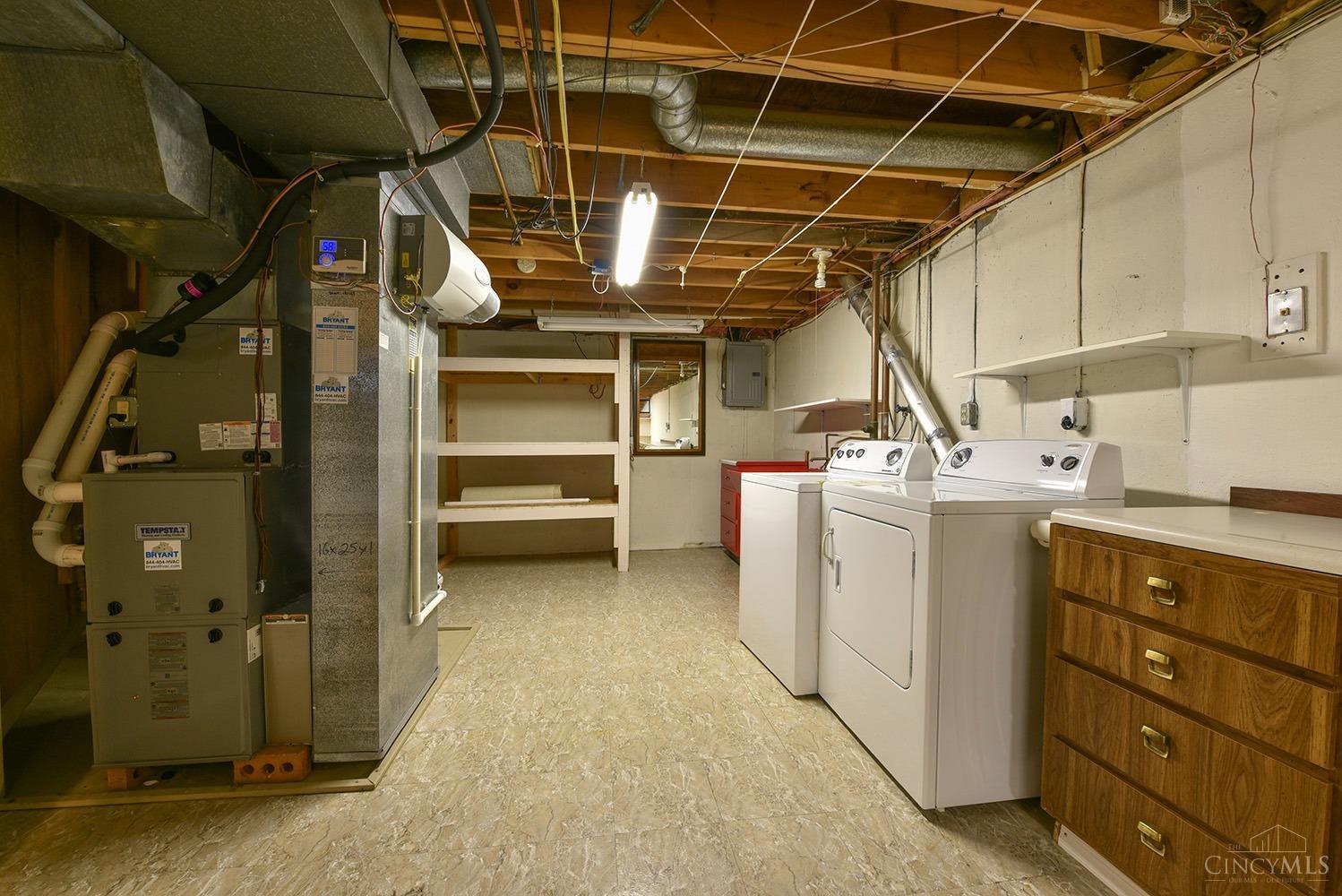 8191 Riovista Drive Cincinnati, OH 45255 - Photo 22 of 32 Gallery Image 22