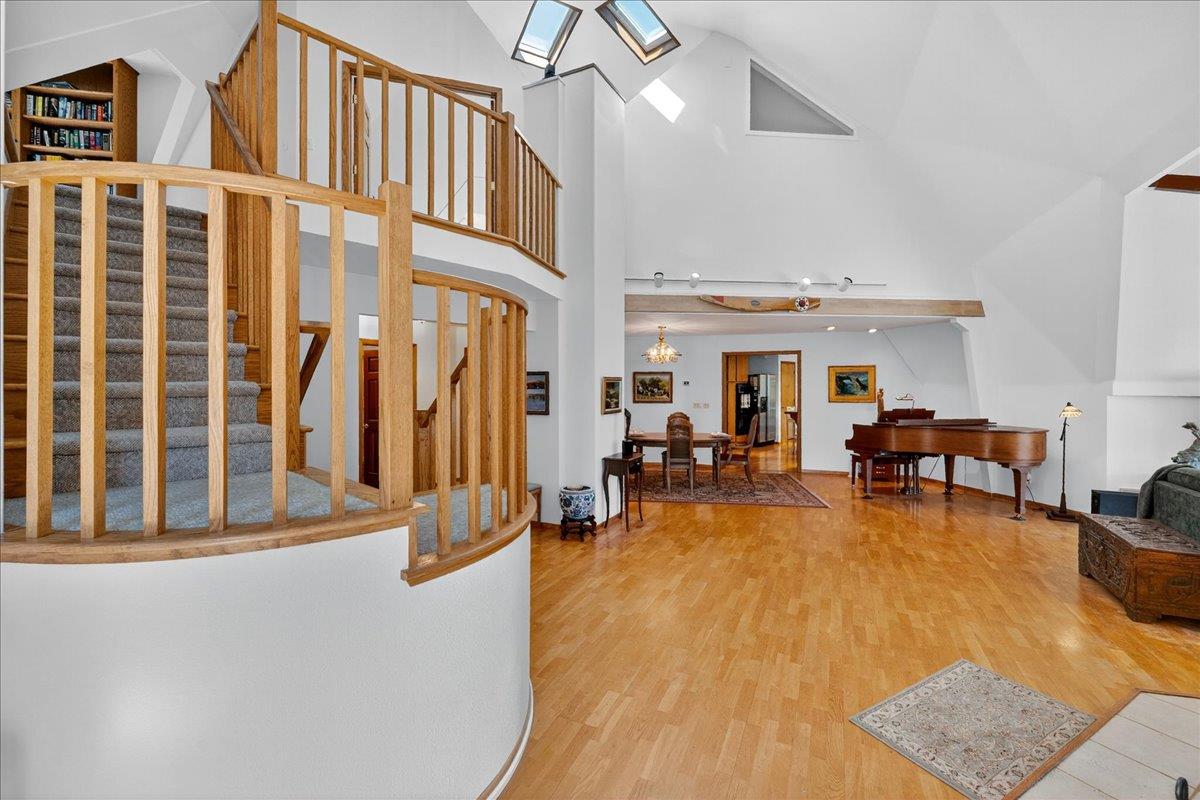 5224 Twin Falls Road Morgan Hill, CA 95037 - Photo 13 of 111