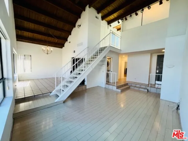 $5,000 | 221 South Gale Drive, Unit 401, Beverly Hills, CA 90211