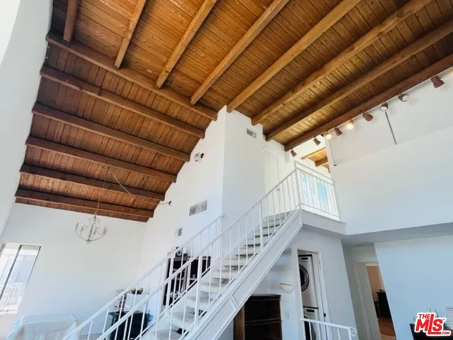 $5,000 | 221 South Gale Drive, Unit 401, Beverly Hills, CA 90211