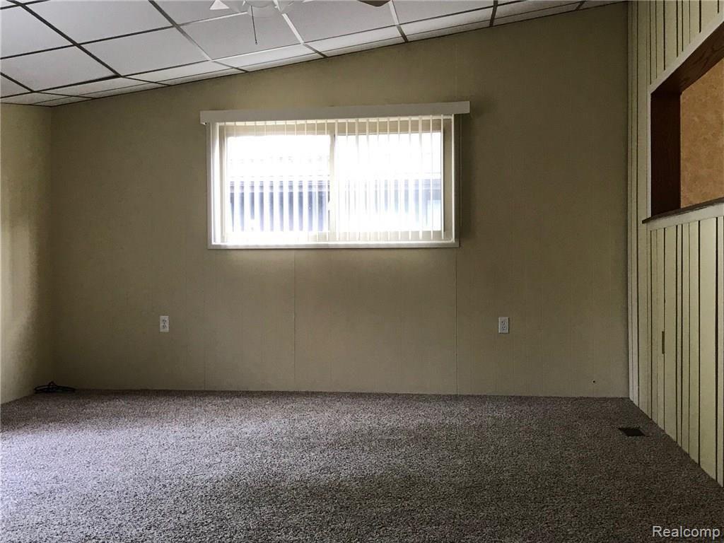 255 Henry Ruff Road Garden City, MI 48135 - Photo 5 of 20