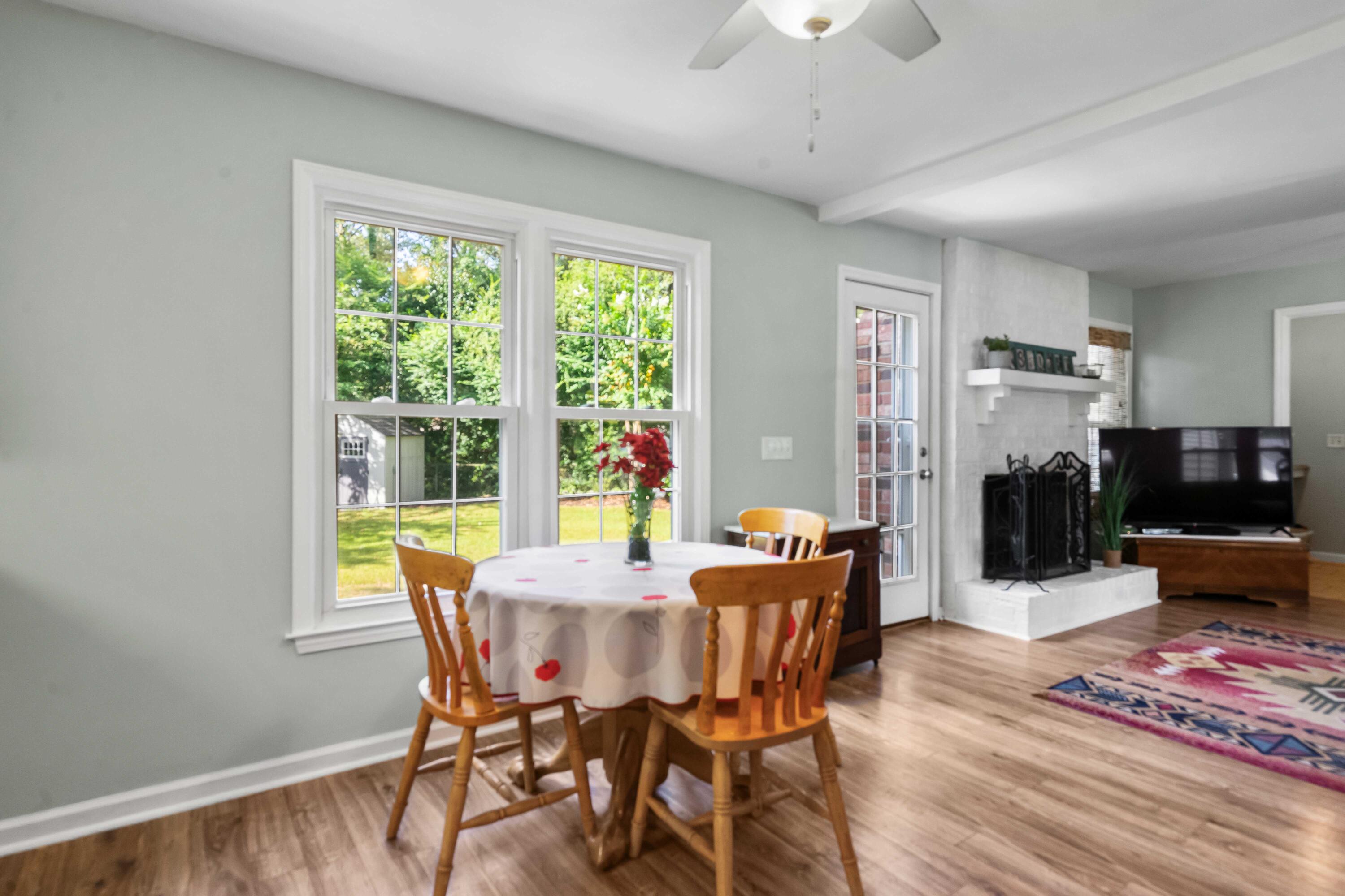 214 Sweetbriar Road Summerville, SC 29485 - Photo 18 of 57 Eat-in Kitchen