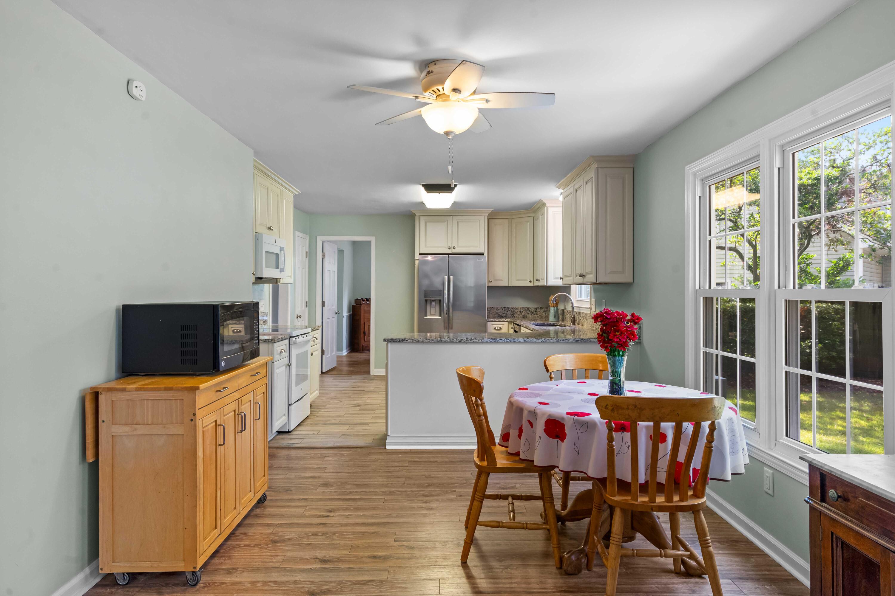 214 Sweetbriar Road Summerville, SC 29485 - Photo 20 of 57 Eat-in Kitchen from Den