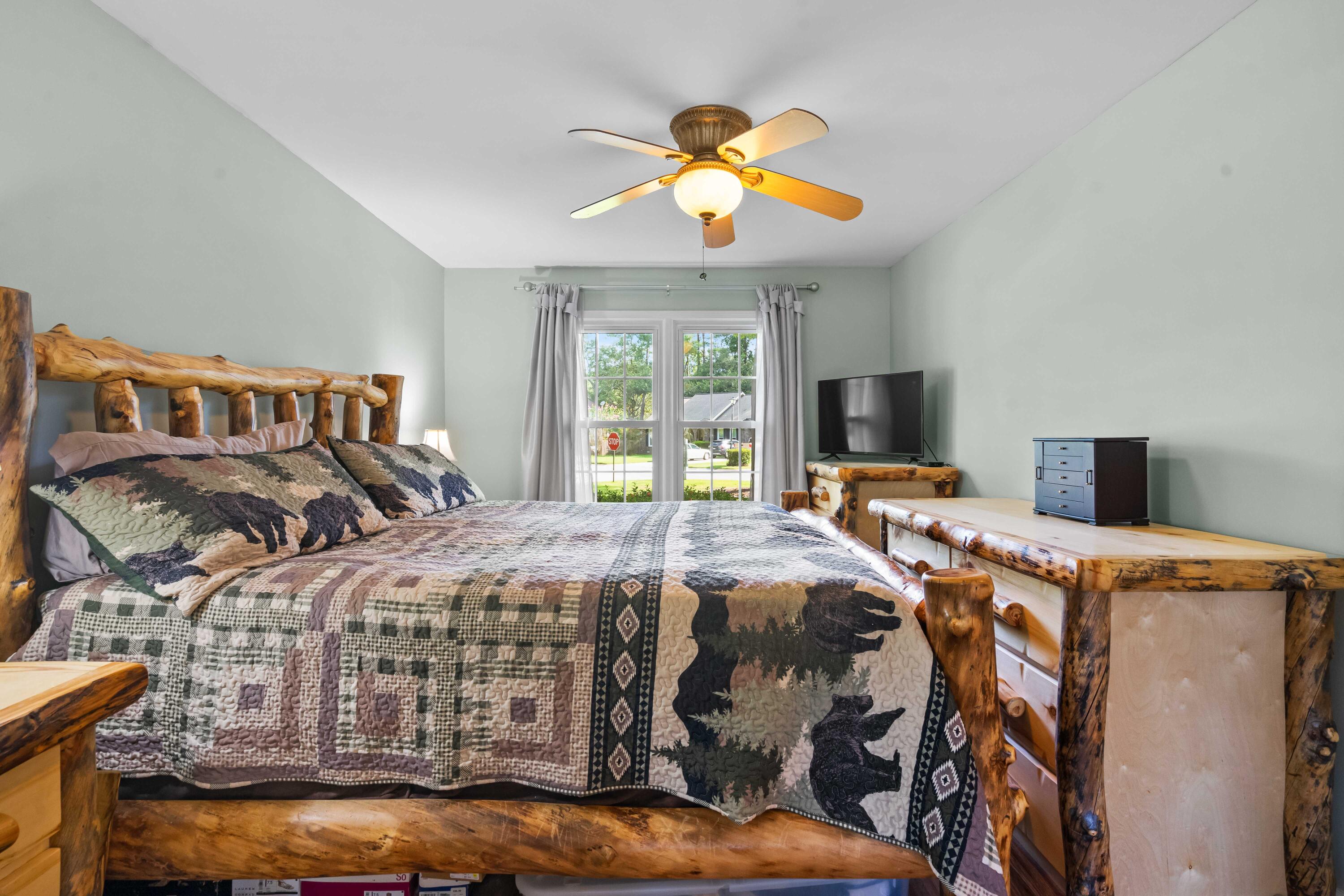 214 Sweetbriar Road Summerville, SC 29485 - Photo 25 of 57 Primary Suite