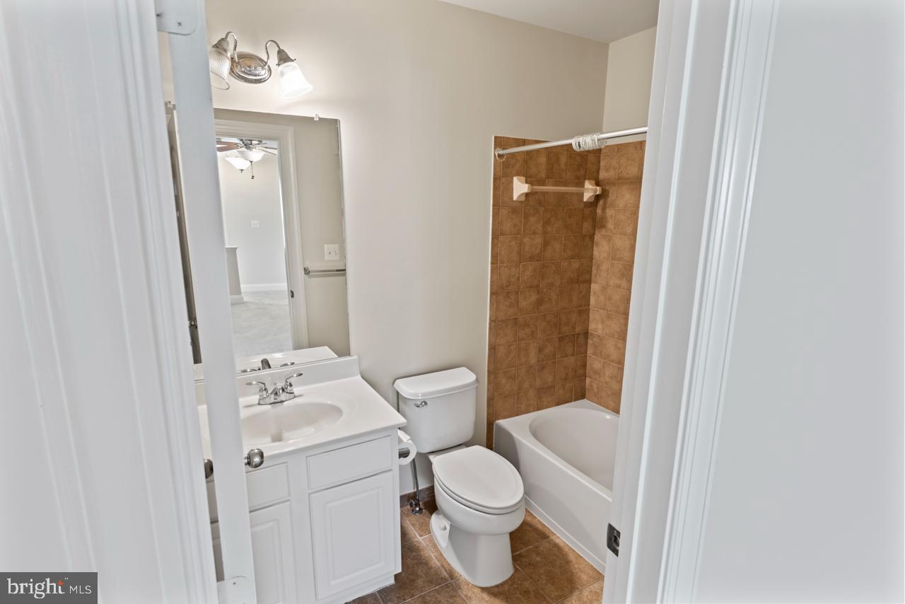 4100 Potomac Highlands Circle Triangle, VA 22172 - Photo 20 of 31