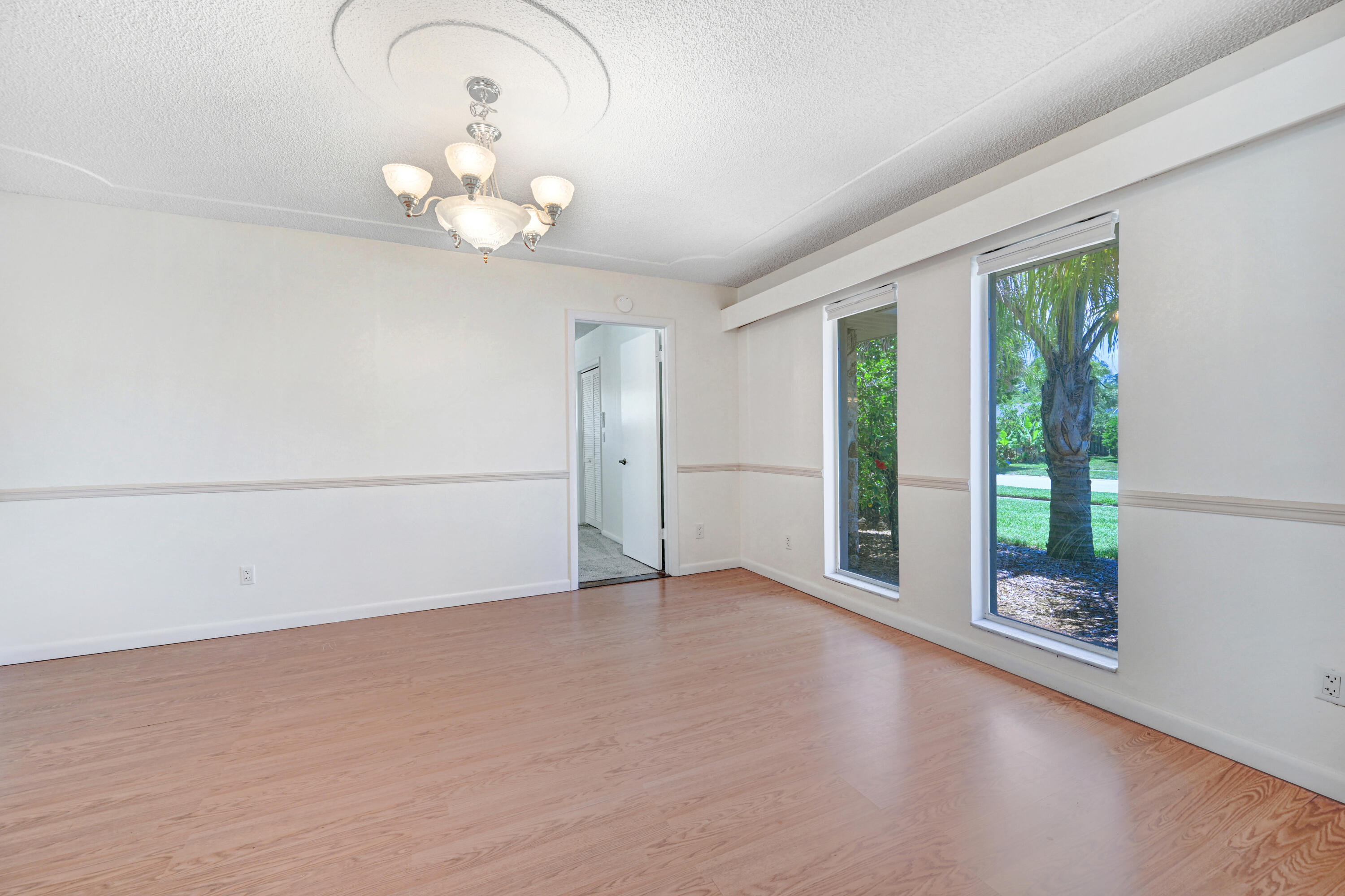 675 Caribbean Road Satellite Beach, FL 32937 - Photo 25 of 35 Formal Dining Room 2