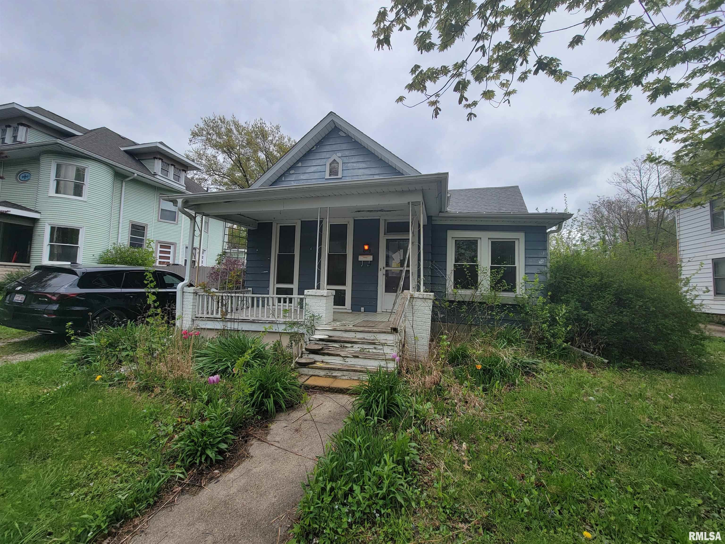 618 South Walnut Street Springfield, IL 62704 - Photo 1 of 19