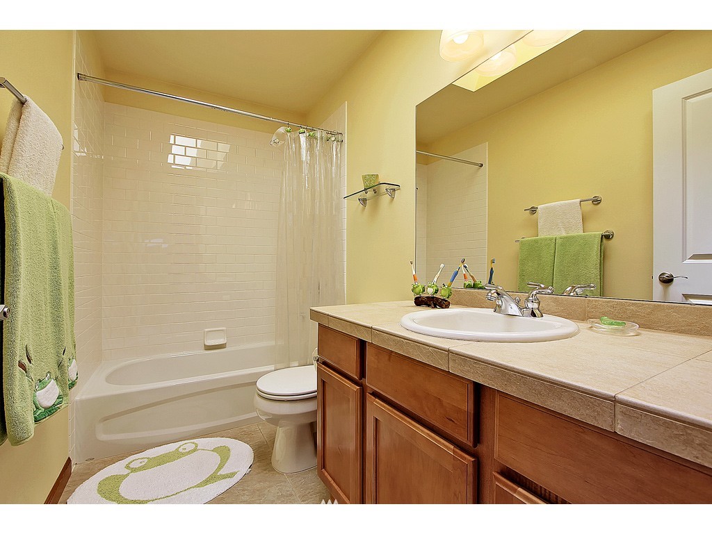 708 North 79th Street Seattle, WA 98103 - Photo 11 of 15 Gallery Image 11