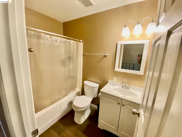 $187,500 | 19080 Dyer Court, Unit 7, Groveland, CA 95321