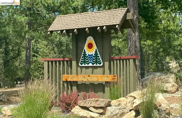 $187,500 | 19080 Dyer Court, Unit 7, Groveland, CA 95321