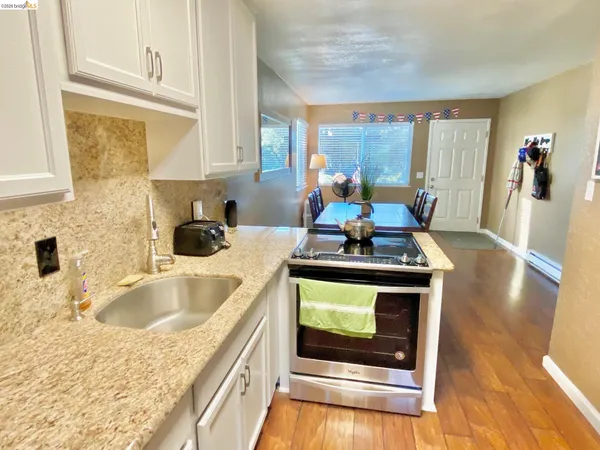 $187,500 | 19080 Dyer Court, Unit 7, Groveland, CA 95321