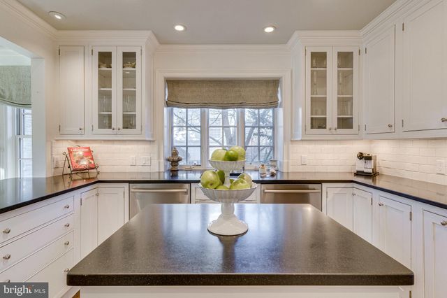 $2,575,000 | 3715 49th Street Northwest, Washington, DC 20016