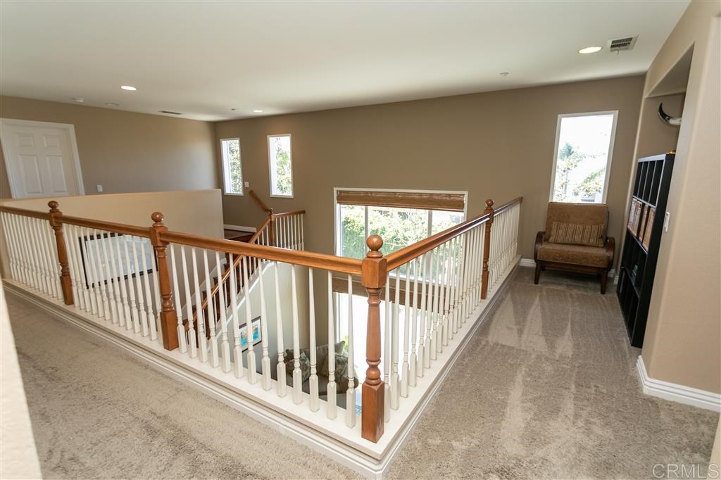 10108 Challenger Court Spring Valley, CA 91978 - Photo 5 of 25 Gallery Image 5