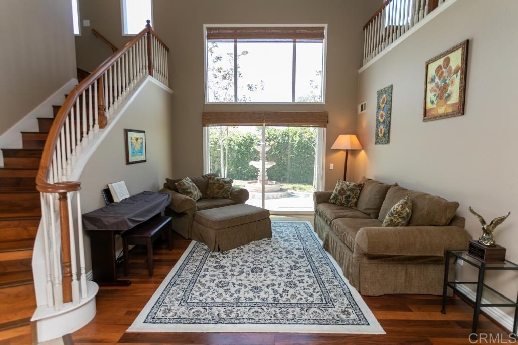 10108 Challenger Court Spring Valley, CA 91978 - Photo 7 of 25 Gallery Image 7