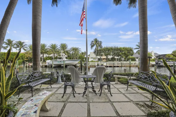 $2,200 | 109 Paradise Harbour Boulevard, Unit 514, North Palm Beach, FL 33408