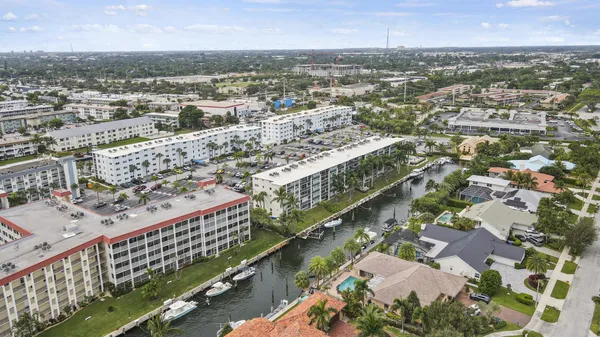 $2,200 | 109 Paradise Harbour Boulevard, Unit 514, North Palm Beach, FL 33408