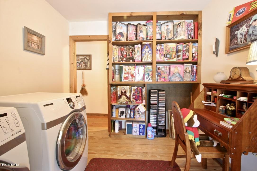501 Dimmock Road Otis, MA 01253 - Photo 20 of 33 Office with laundry