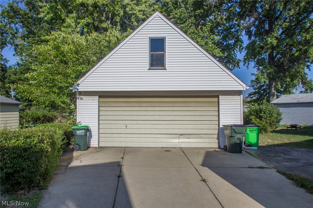 1041 Lloyd Road Wickliffe, OH 44092 - Photo 29 of 30 Gallery Image 29