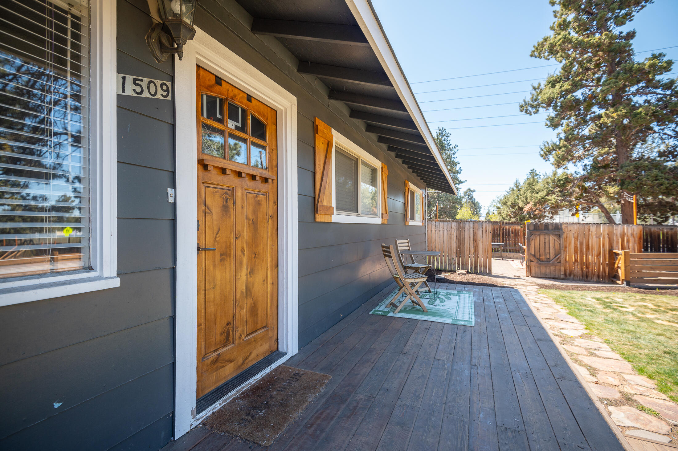 1509 Southeast Virginia Road Bend, OR 97702 - Photo 12 of 34 Front Porch