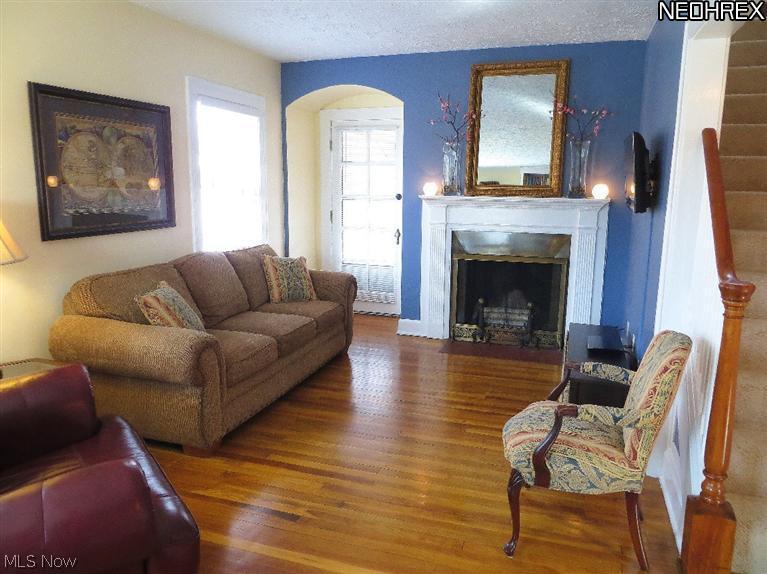 2429 Canterbury Road Cleveland Heights, OH 44118 - Photo 10 of 25