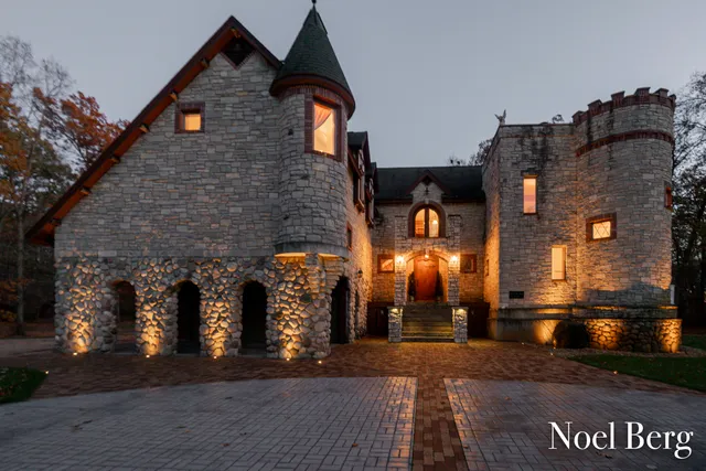 $2,150,000 | 2303 38th Street, Allegan, MI 49010