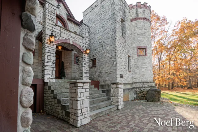 $2,150,000 | 2303 38th Street, Allegan, MI 49010