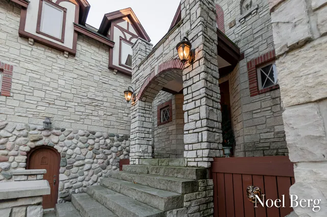 $2,150,000 | 2303 38th Street, Allegan, MI 49010