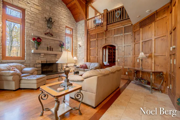 $2,125,000 | 2303 38th Street, Allegan, MI 49010