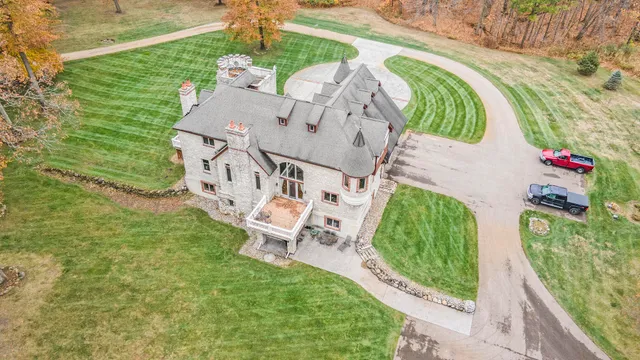 $2,150,000 | 2303 38th Street, Allegan, MI 49010